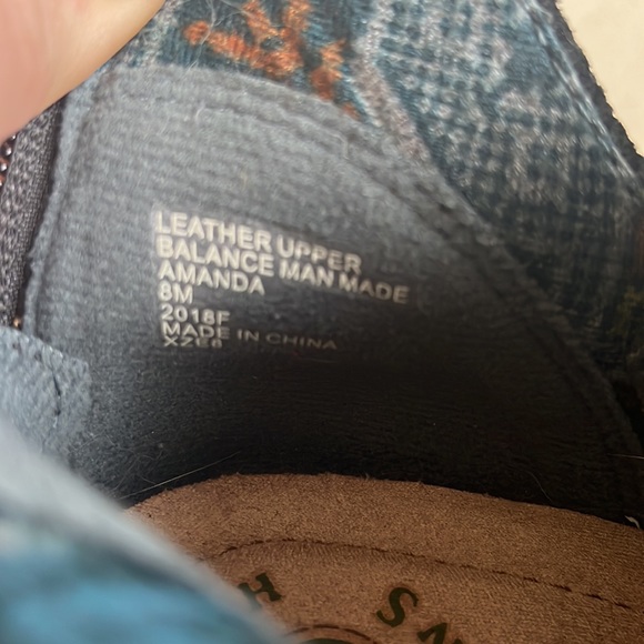 Earth Origins Black Boots- size 7 - Picture 10 of 11